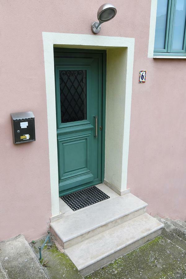Apartment Sofokleous *